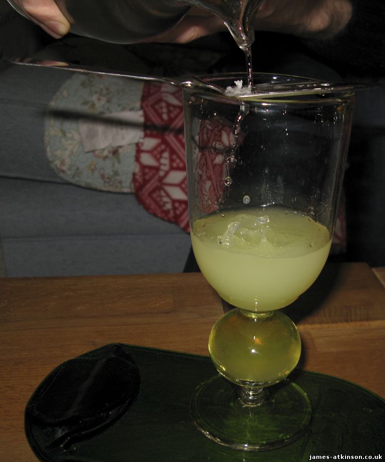 absinthe with thujone